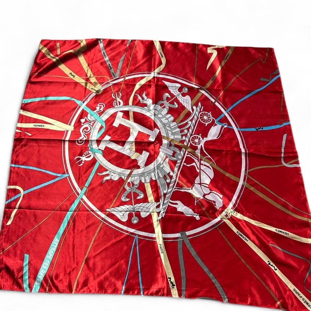 Hermès Attrape tes rêves silk scarf